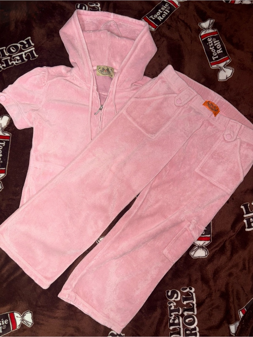 Y2K Juicy Couture Vintage Baby Pink Short Sleeve Capri Tracksuit Set